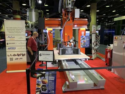 3D打印技术迎来新浪潮 美国RAPID+TCT展会汇聚超250家企业，智能眼镜成焦点